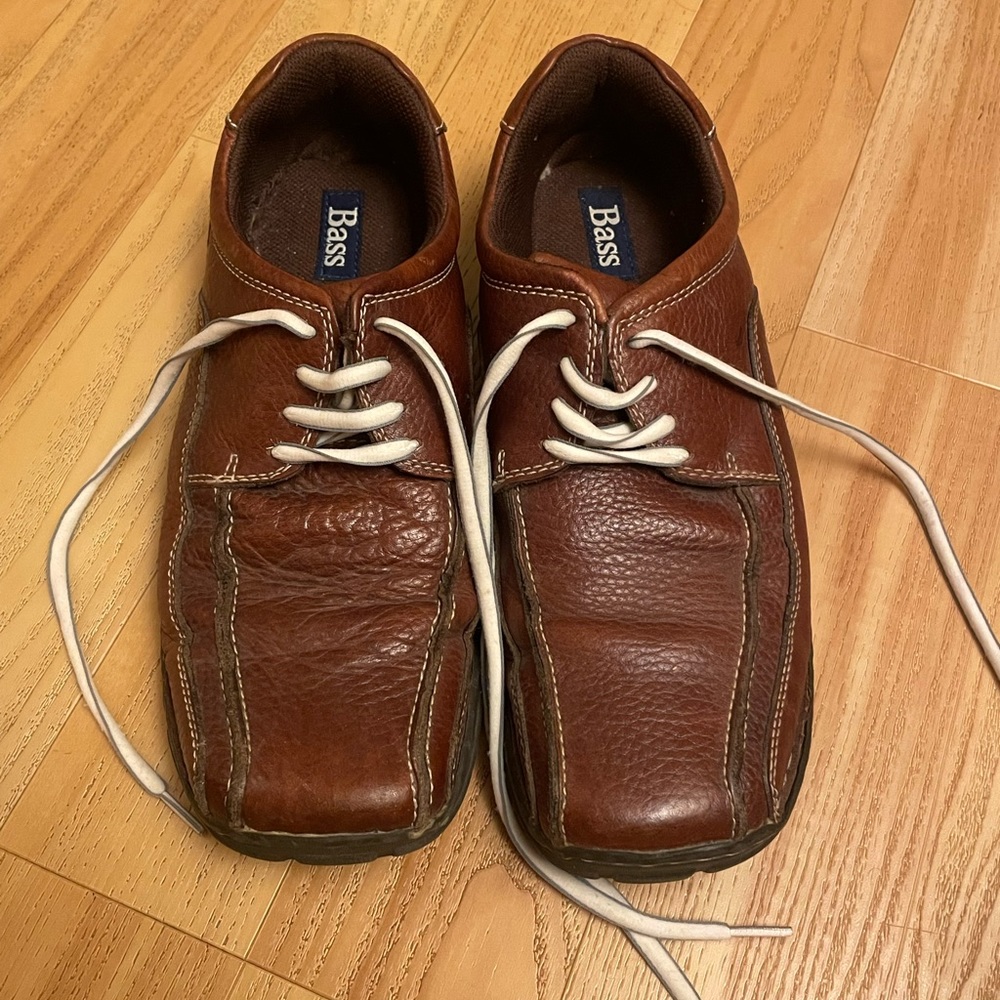 Bass-Cypress brow leather shoes, 10.5